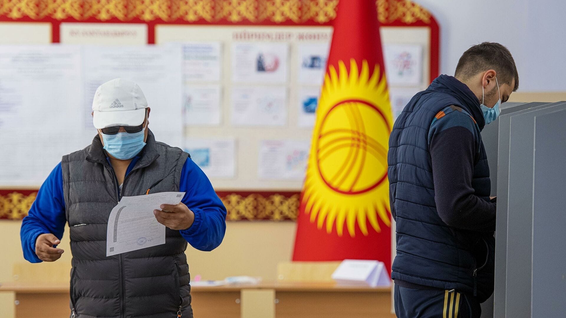 В Кыргызстане предлагают законодательно снизить количество агитаторов на выборах