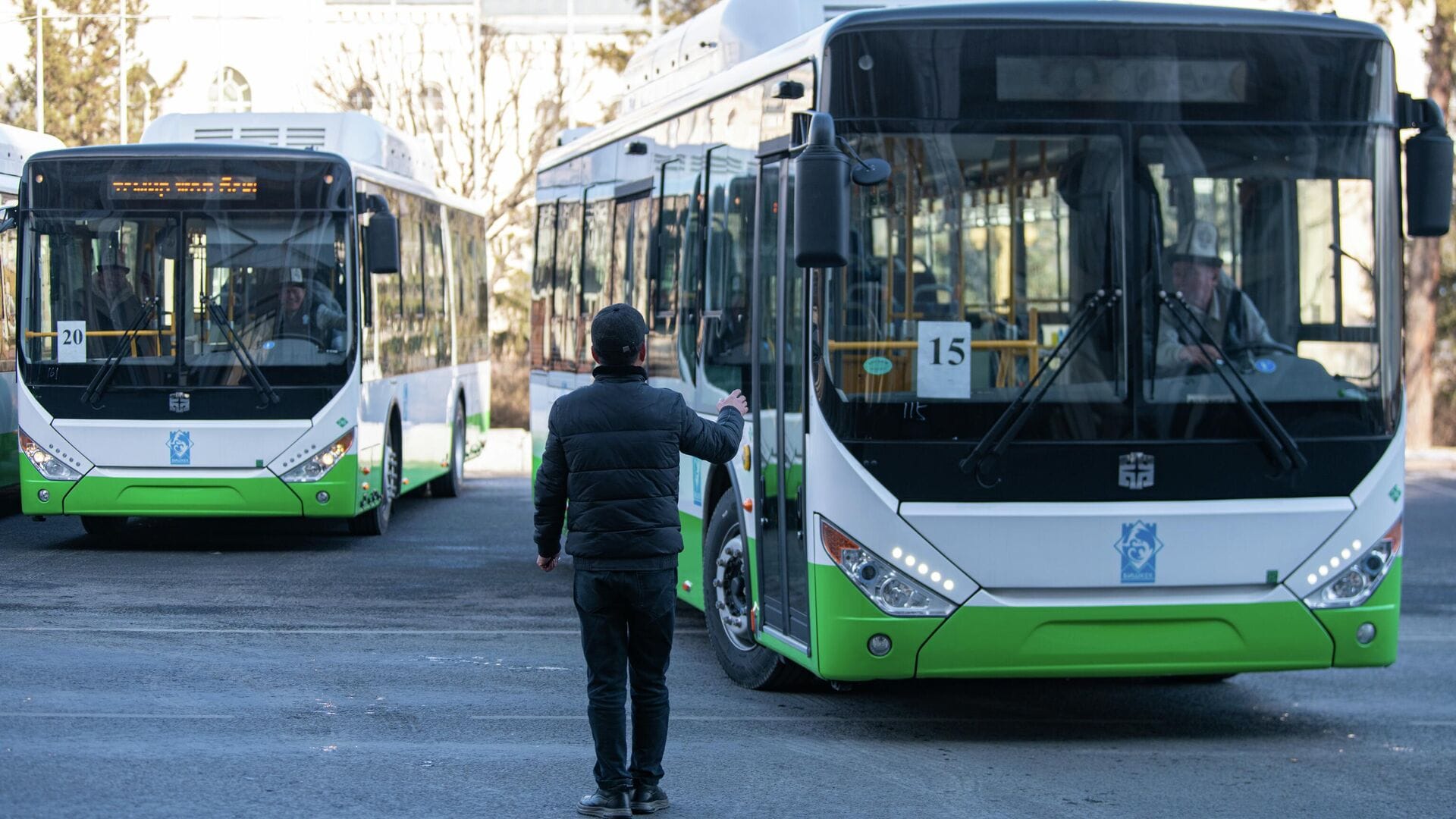 Автобусы в Бишкеке будут курсировать до 02:00 в День независимости