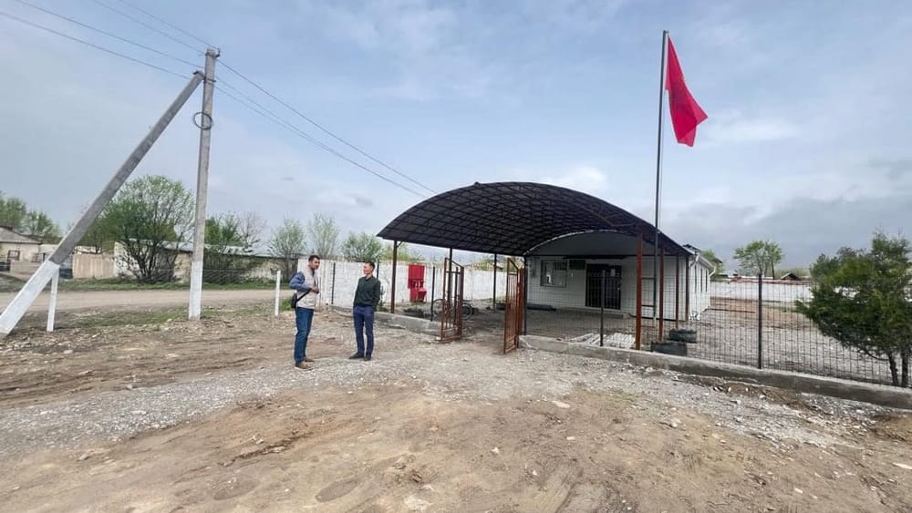 В Тогуз-Тороуском районе незаконно построили административное здание  в природном парке «Кан-Ачуу» изображение публикации