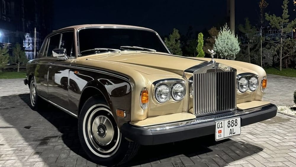 Садыр Жапаров подарил Дмитрию Биволу люксовый Rolls-Royce Silver Shadow изображение публикации