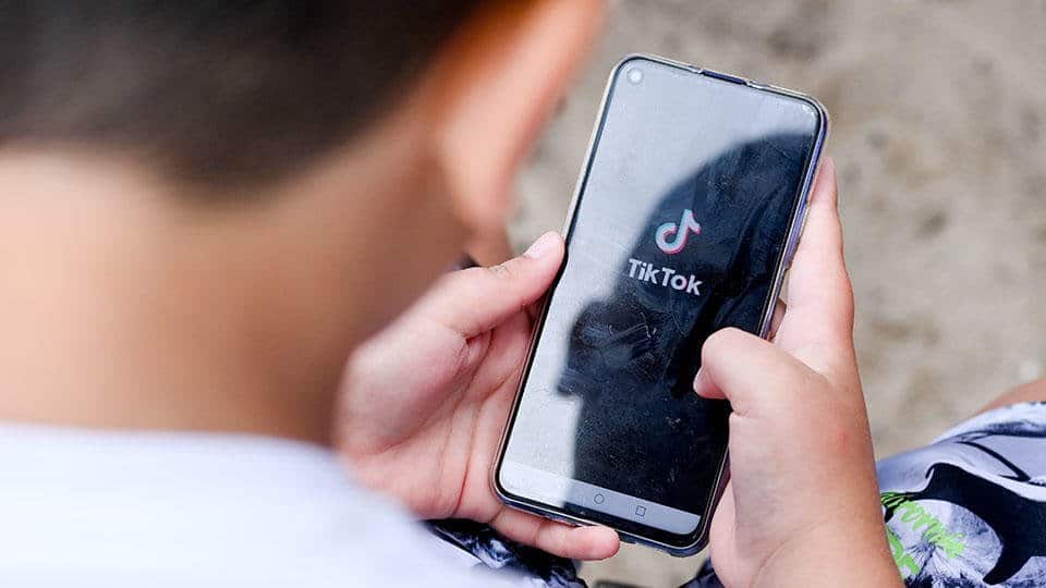 Кыргызстан начал переговоры с TikTok о монетизации местного контента